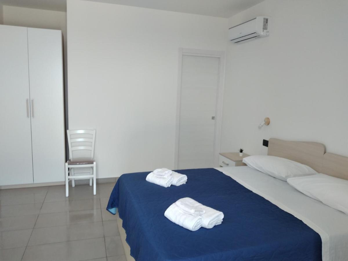 Hotel La Dama Bianca Bovo Marina Montallegro Exteriér fotografie